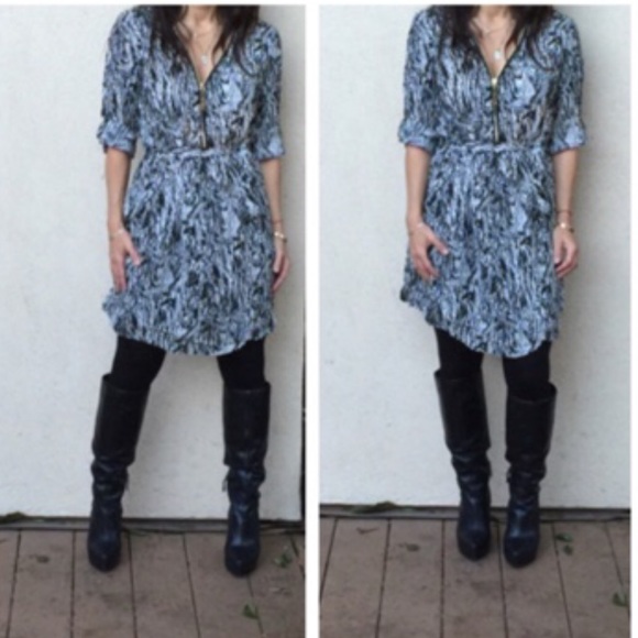 Dresses & Skirts - Chic zipper trim dress