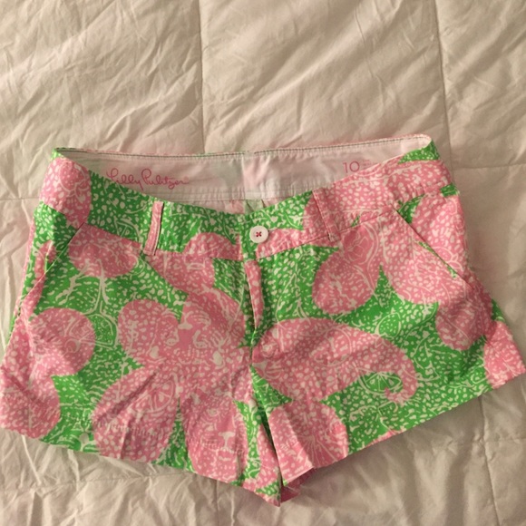 NWOT Lilly Pulitzer Walsh Shorts