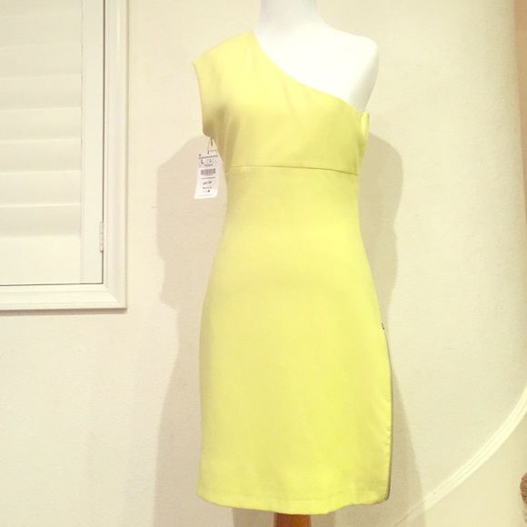 Zara trafaluc NWT one shoulder citrus yellow dress