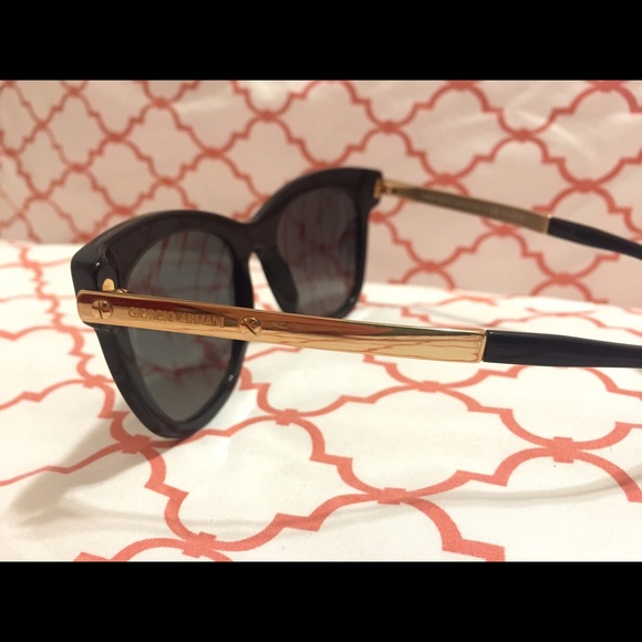 Polarized Giorgio Armani sunglasses