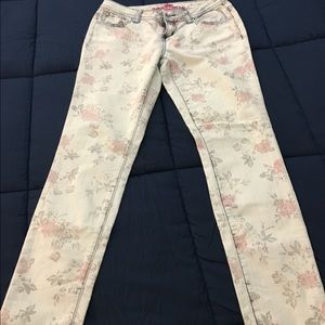 Almost Famous jeans