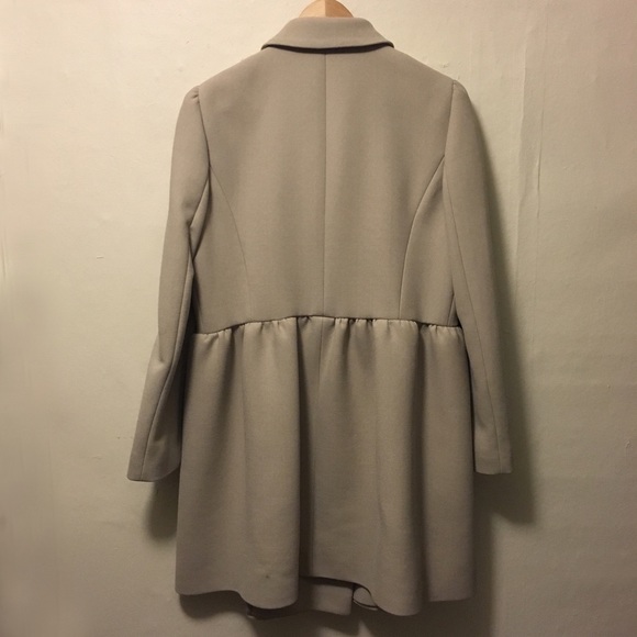 SOLD Beige Valentino coat - Picture 3 of 4