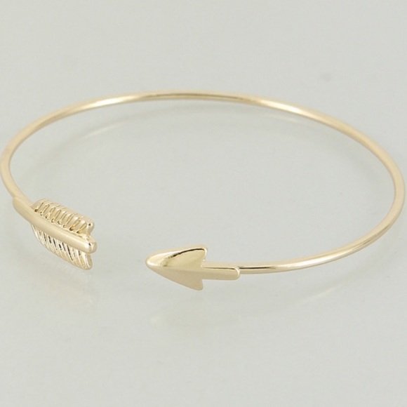 Gold Arrow Bracelet - Picture 6 of 7