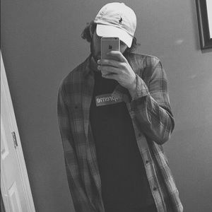 Meet your Posher, Connor