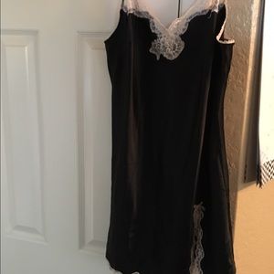 Victoria secret slip size M