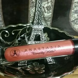 anastasia lipgloss in sunset strip