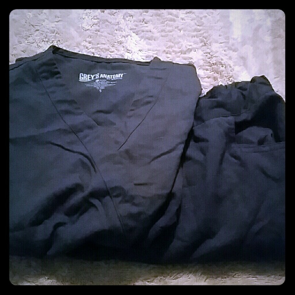 Grey's anatomy scrubs!