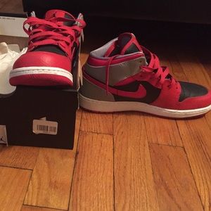 Jordan Retro 1's