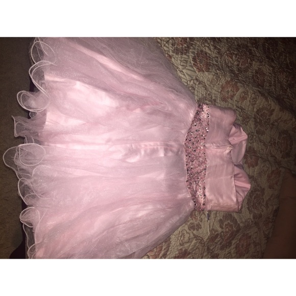 Short Pink Prom dress - Picture 2 of 2