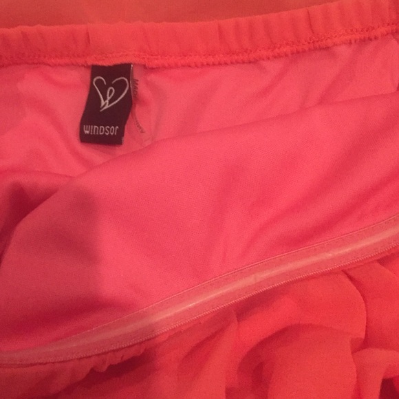 Sleeveless Romper - Picture 3 of 3