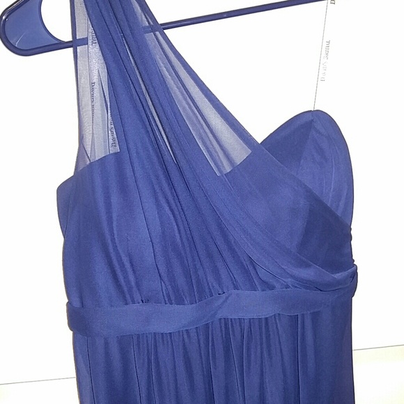 David's Bridal Formal Dress size 6!