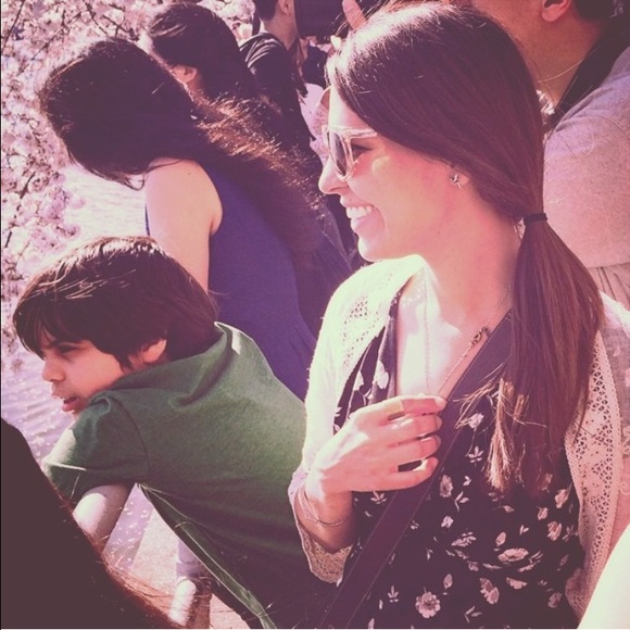 Meet your Posher, Yara