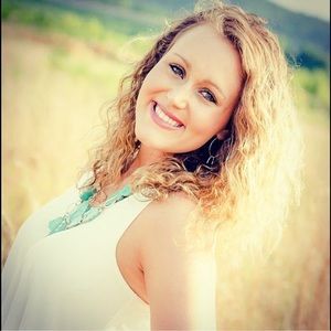 Meet your Posher, Ali