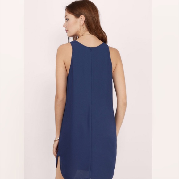 NEW WITH TAGS Swifty Shift Dress - Picture 2 of 2
