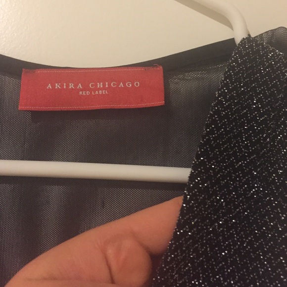 Sexy sparking v neck dress with mech back. - Picture 3 of 4