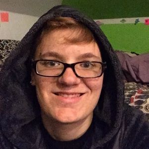 Meet your Posher, Kasenia