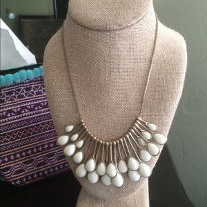 Stitch Fix Necklace. Adjustable clasp.