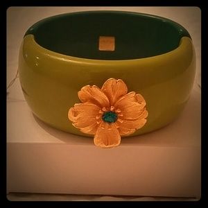 John Wind Magnetic Clasp Flower Bracelet