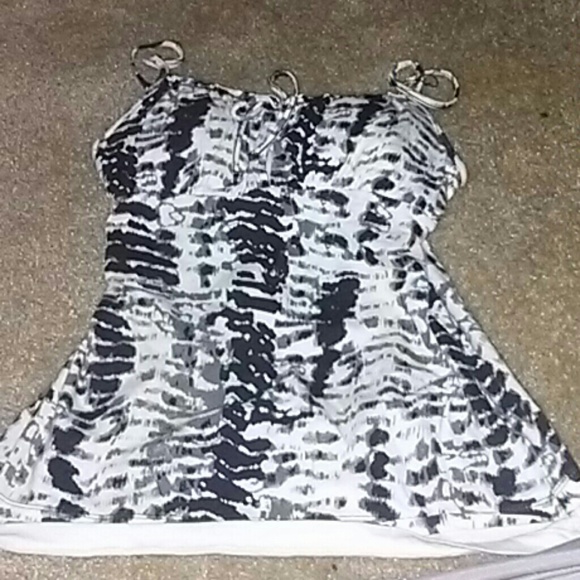 Tank top - Picture 1 of 1