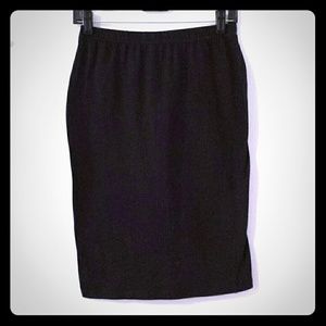 Black stretch body con pencil skirt