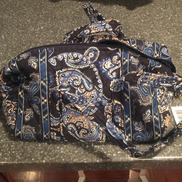 NWT Vera Bradley Handbag in Windsor Navy