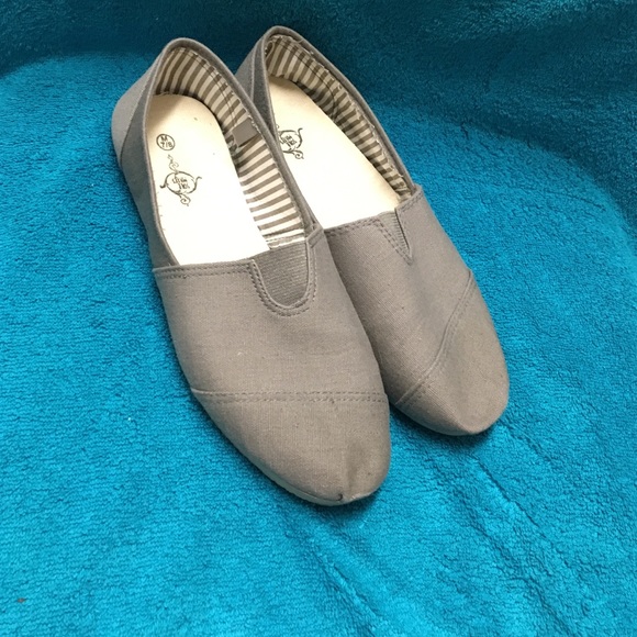 Grey toms look a likes 7/8.
