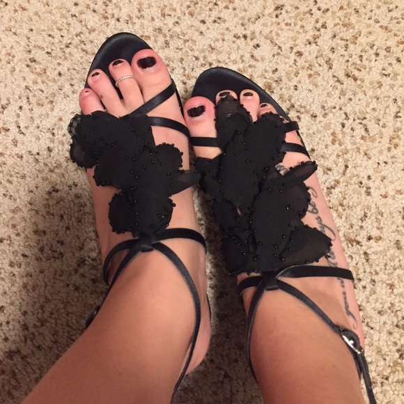 PRICE DROP!! 🎉 WHBM black heels!