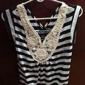 Black and light grayish striped top