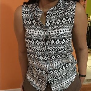 Black and white patterned top from H&M