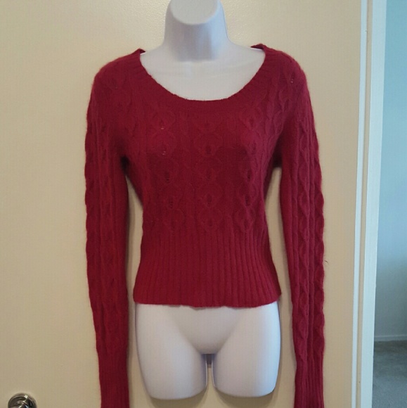 Lilu warm red sweater