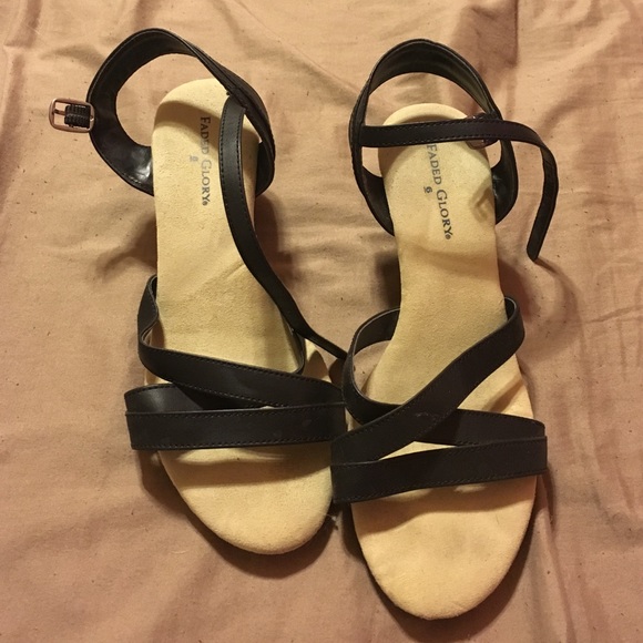 Size 6 wedges