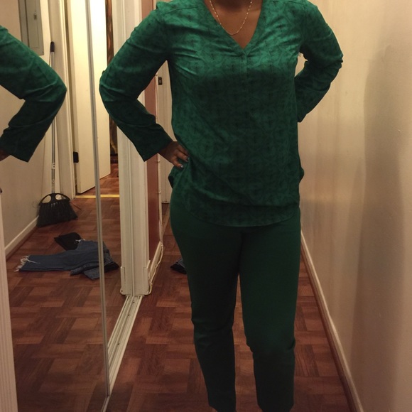 A nice work outfit ' 👚👖the pants is size 12 - Picture 1 of 4