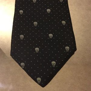 Black and Silver Express Skull Tie