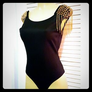 🔥🚨So Sexy Body with Gold Spikes 🔥🚨