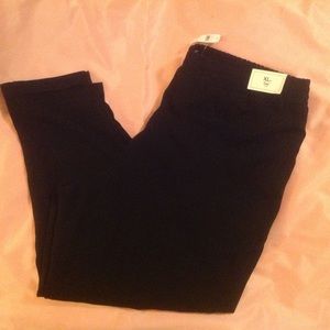 Black gap pleatedtappered herring bone pants
