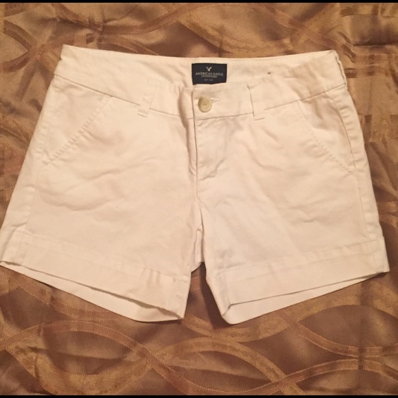 **SOLD**American Eagle shorts midi stretch
