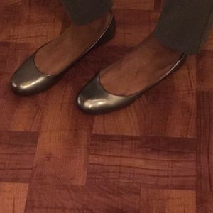 Light Gary flats 👡👡