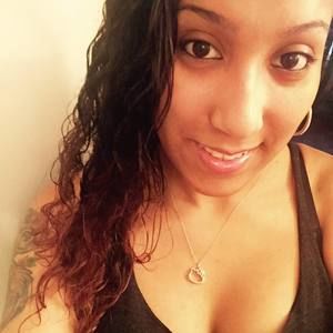 Meet your Posher, Monique