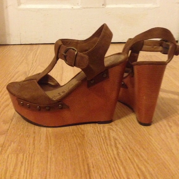 Brown Platform Wedges from Brash - Picture 3 of 4