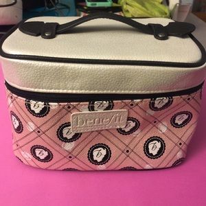 Benefit Cosmetics Makeup Bag. 100% Authentic