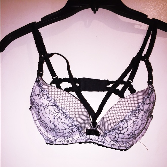 Victoria's Secret push up bra 32B