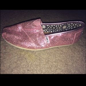 Pink sparkly Toms