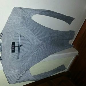 Grey v neck sweater