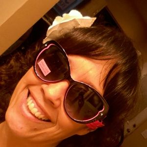 Betsey Johnson ultra cool sunglasses! NWT