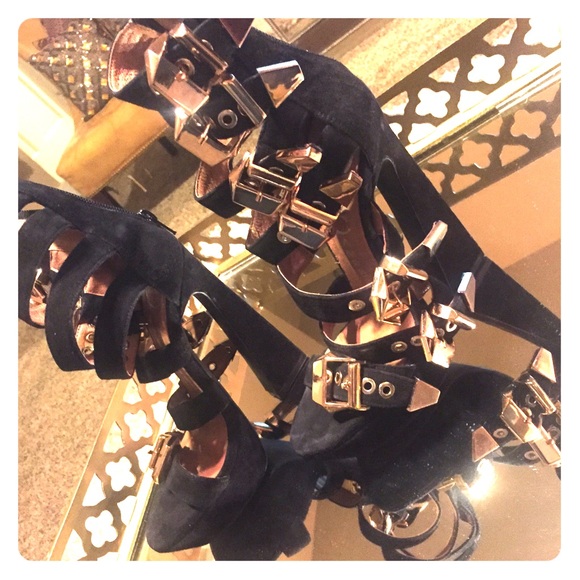 Jeffrey Campbell buckle strap heels Size 5