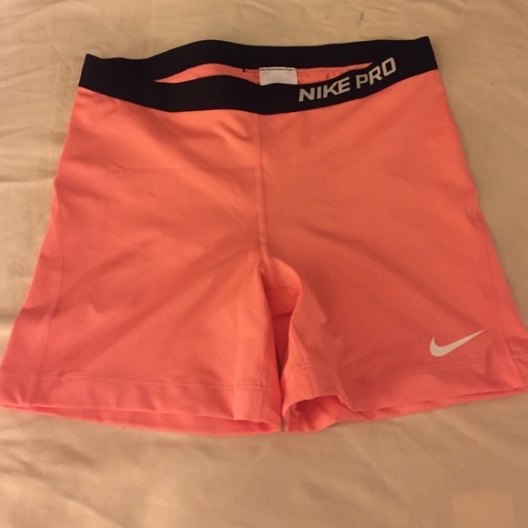 New nike pro coral