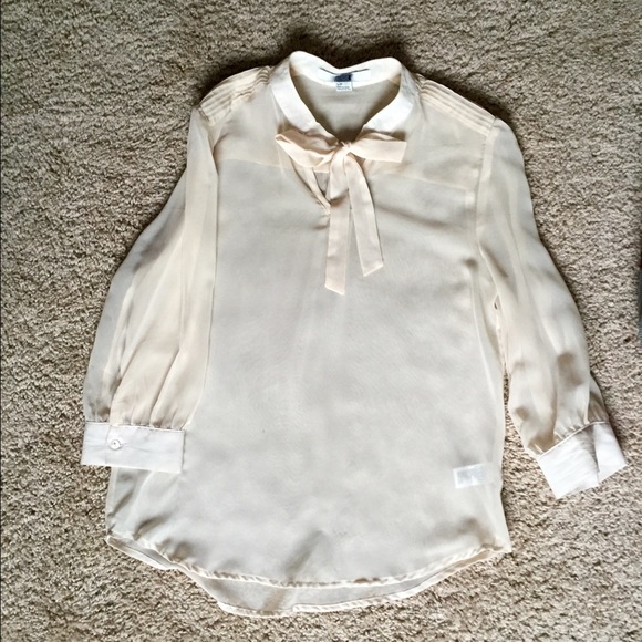 Forever 21 cream/beige blouse.