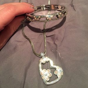 Brighton! Adorable Necklace and bracelet set!