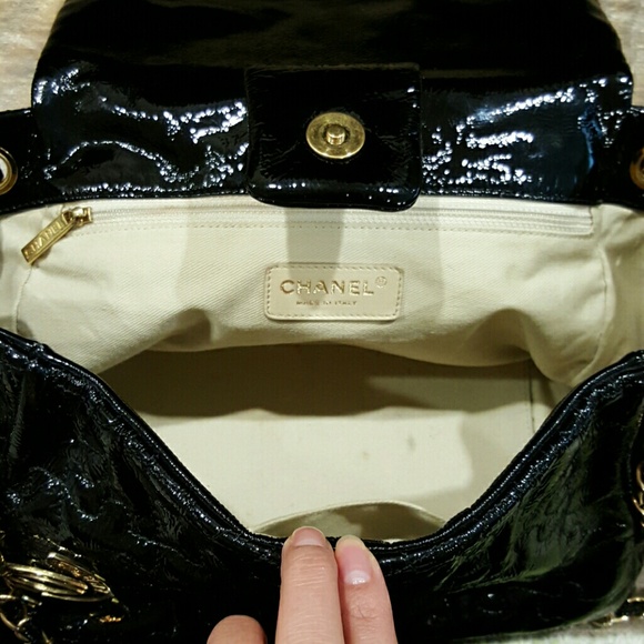 Chanel "Puzzle" Bag with Flap, Patent Black/Gold - Picture 3 of 4