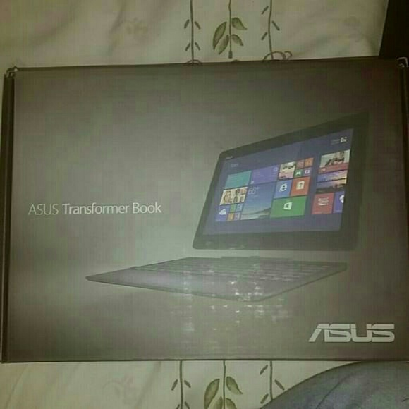 ASUS Transformer Book - Picture 2 of 4